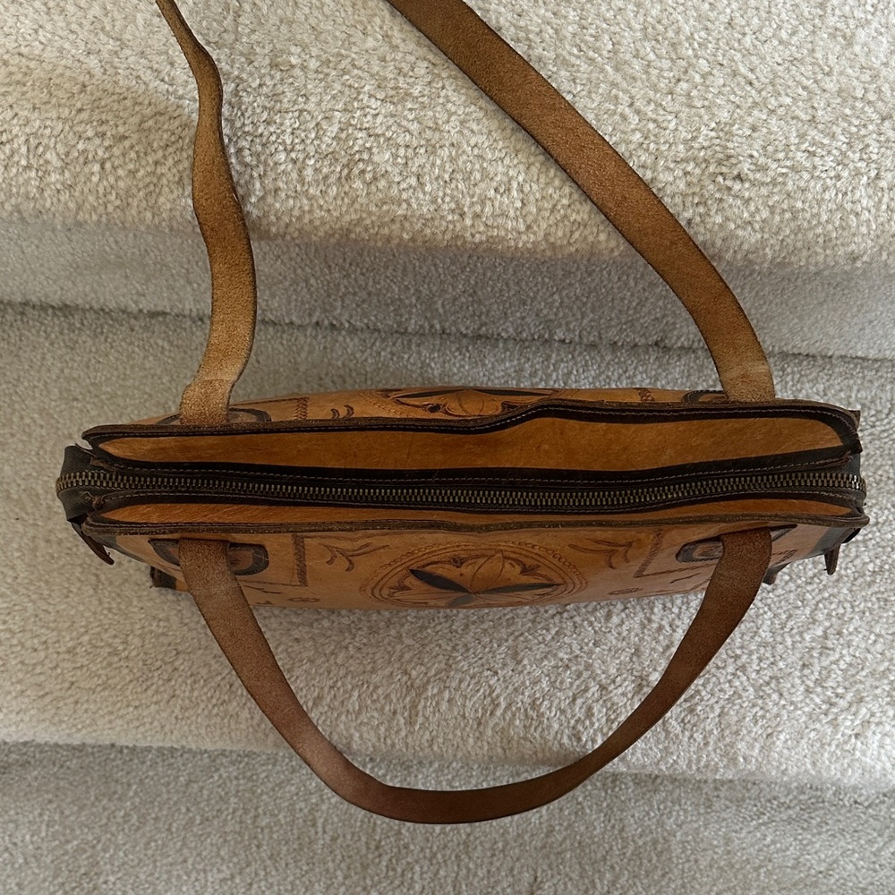 Astro Vintage Leather Shoulder / Hand Bag - Picture 9 of 17